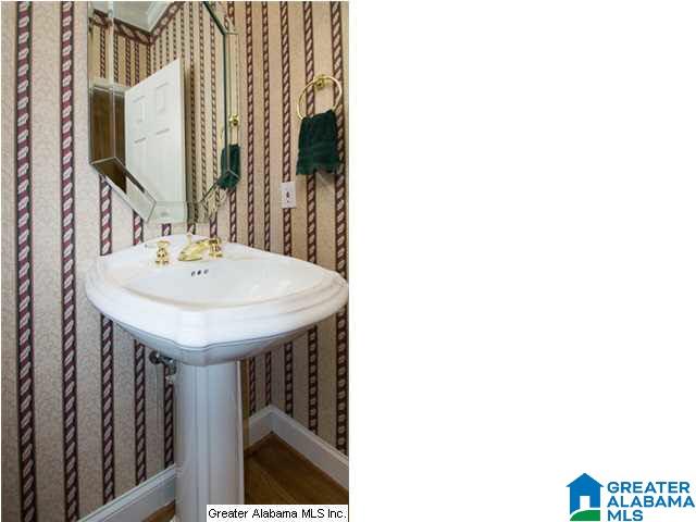 1700 Sandy Ridge Way Hoover, AL 35244 - Photo 7 of 31