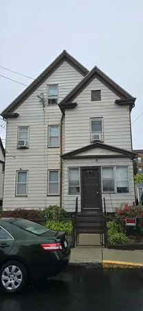 $2,200 | 4 Harris Avenue, Unit 1, Everett, MA 02149