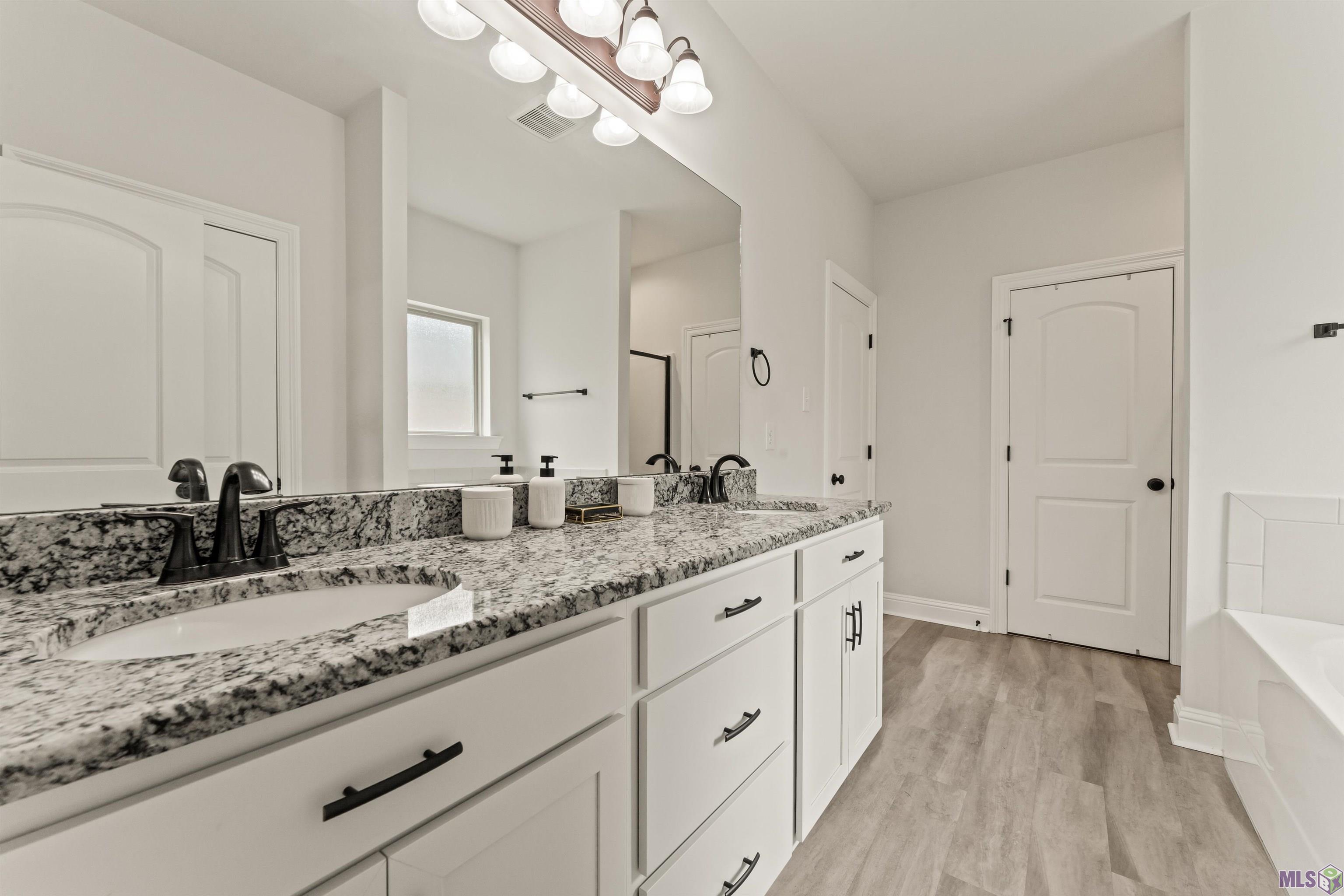 15189 Cedar Springs Road Gonzales, LA 70737 - Photo 15 of 28