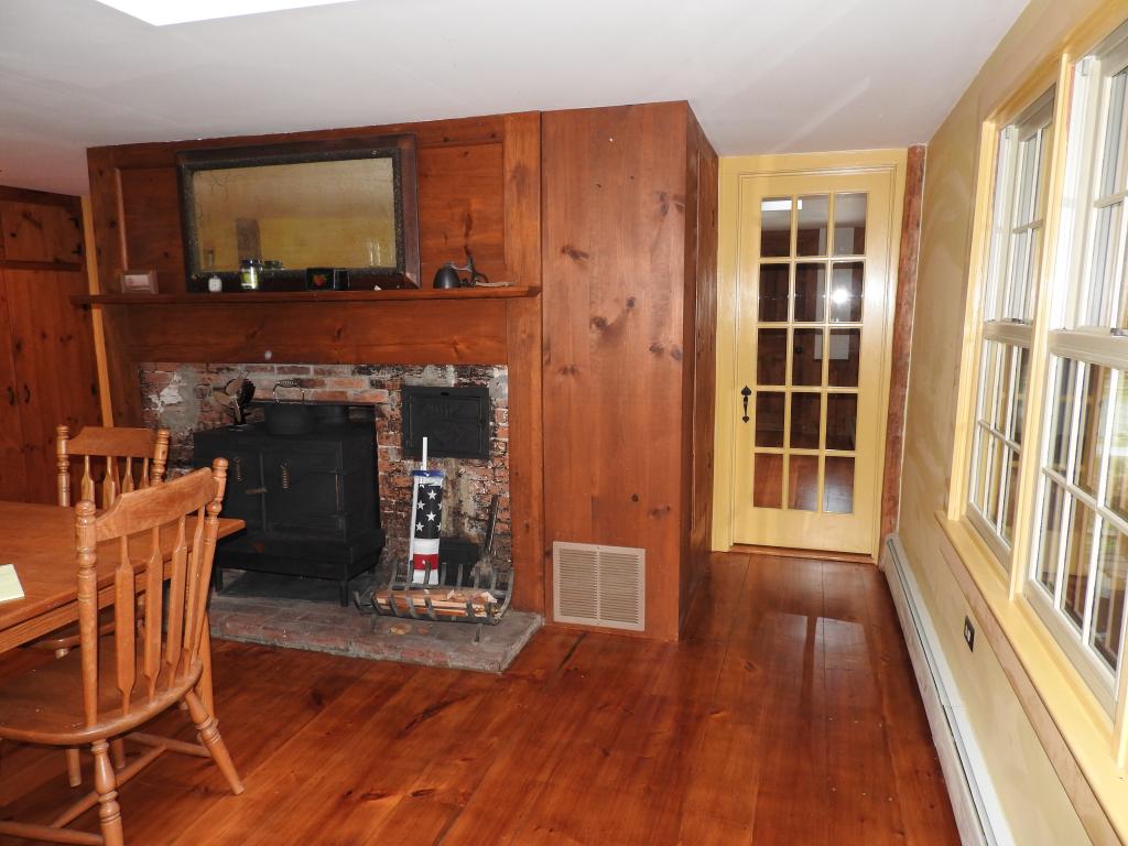 671 East Washington Road Hillsborough, NH 03244 - Photo 13 of 36