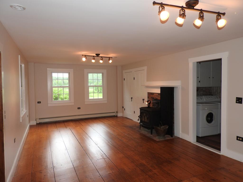671 East Washington Road Hillsborough, NH 03244 - Photo 14 of 36