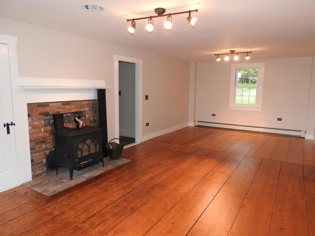 671 East Washington Road Hillsborough, NH 03244 - Photo 15 of 36