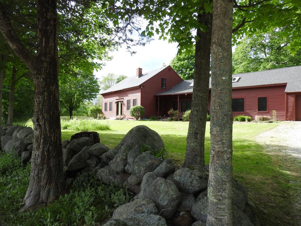671 East Washington Road Hillsborough, NH 03244 - Photo 5 of 36