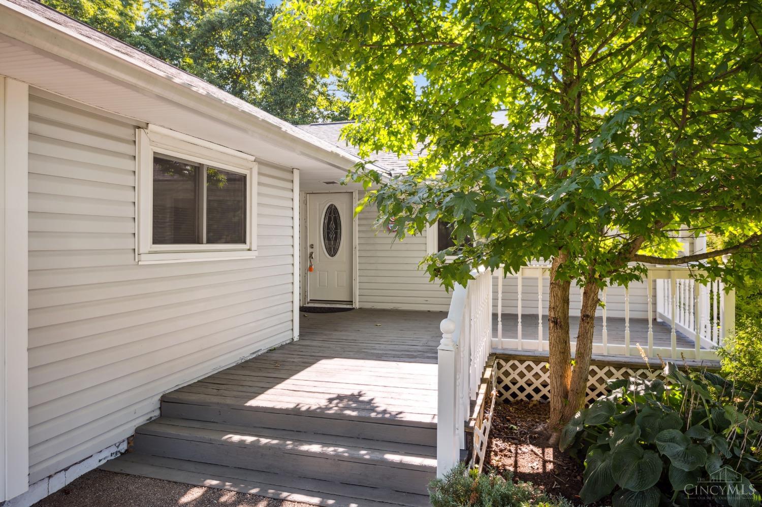 1062 Locust Corner Road Cincinnati, OH 45245 - Photo 27 of 35 Gallery Image 27