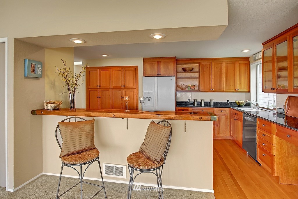 2270 Wagner Road Camano Island, WA 98282 - Photo 4 of 15 Gallery Image 4