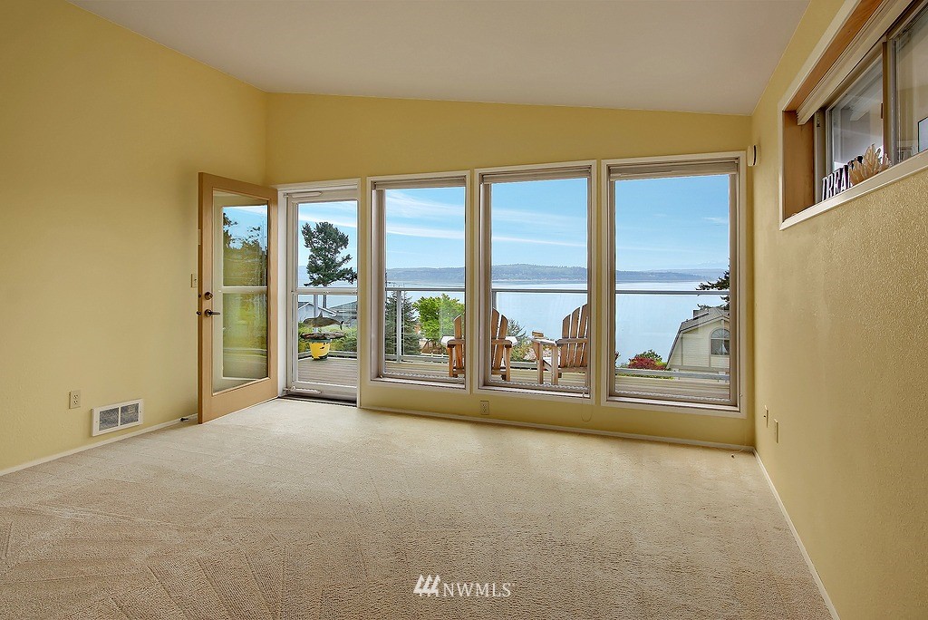 2270 Wagner Road Camano Island, WA 98282 - Photo 8 of 15 Gallery Image 8