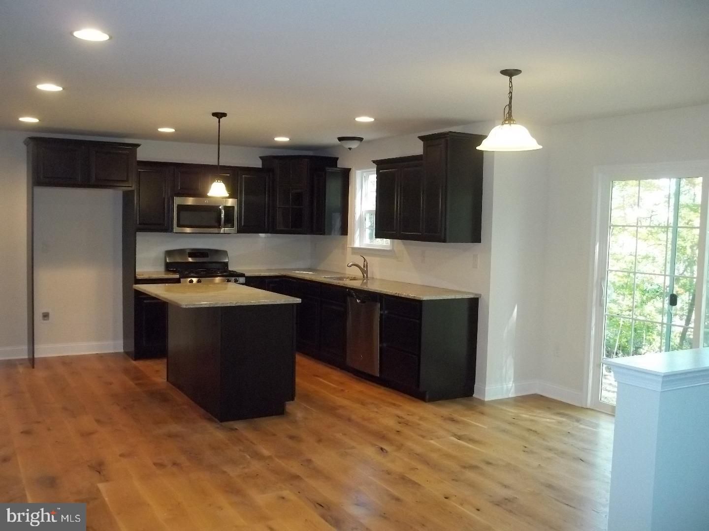 189 Stone Road Barto, PA 19504 - Photo 5 of 20 Gallery Image 5