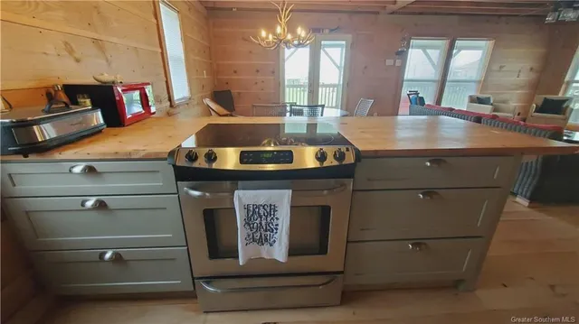 $337,500 | 120 Sea Bright Avenue, Cameron, LA 70631