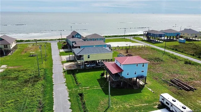 $337,500 | 120 Sea Bright Avenue, Cameron, LA 70631
