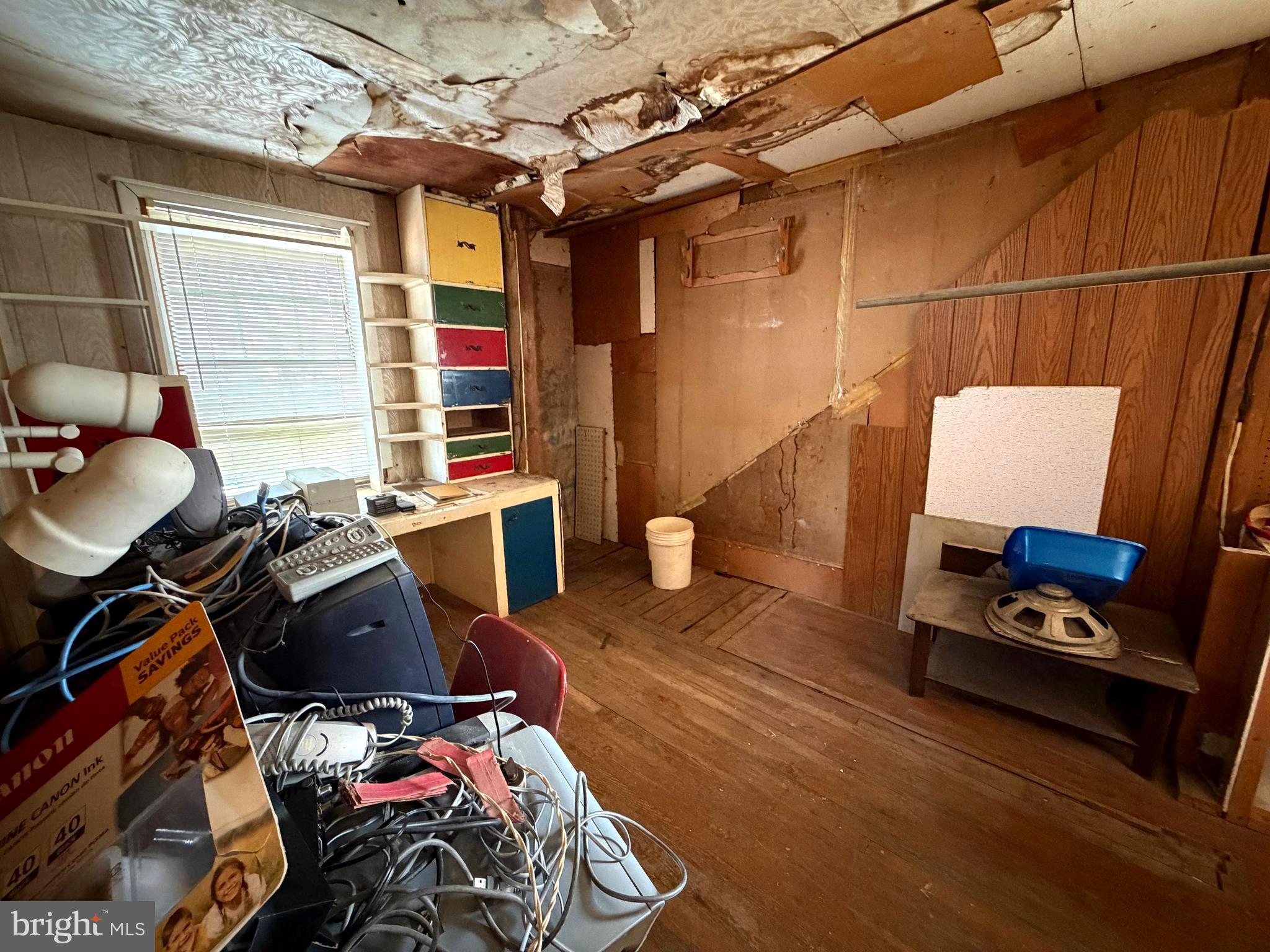 14710 Howard Street Cumberland, MD 21502 - Photo 28 of 55 Bedroom 2 Upstairs