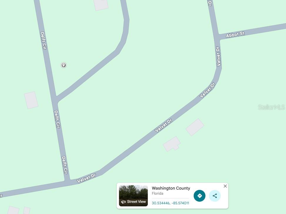 7 Delft Circle Chipley, FL 32428 - Photo 5 of 7 a picture of door