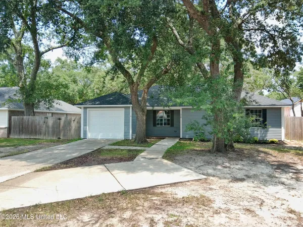 $180,000 | 908 Orange Street, Ocean Springs, MS 39564