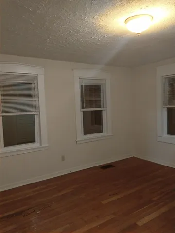 $1,440 | 201 Pleasant Street, Claremont, NH 03743