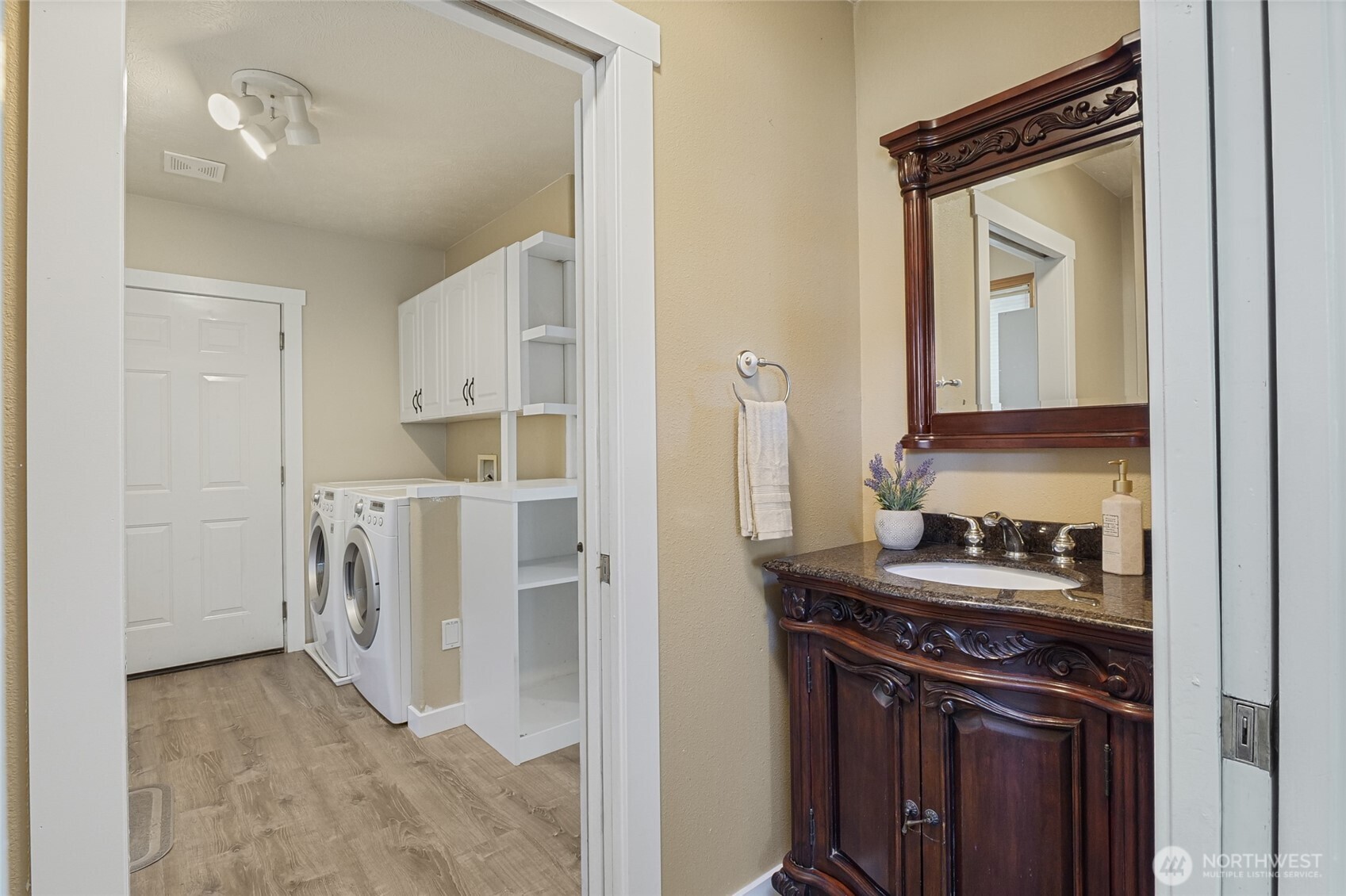 5621 Rd J.4 Northeast Moses Lake, WA 98837 - Photo 20 of 40