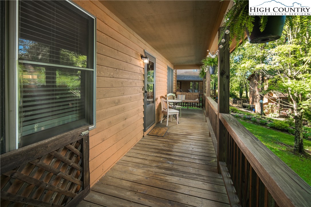 142 Wickham Square, Unit 5 Boone, NC 28607 - Photo 2 of 32 Gallery Image 2