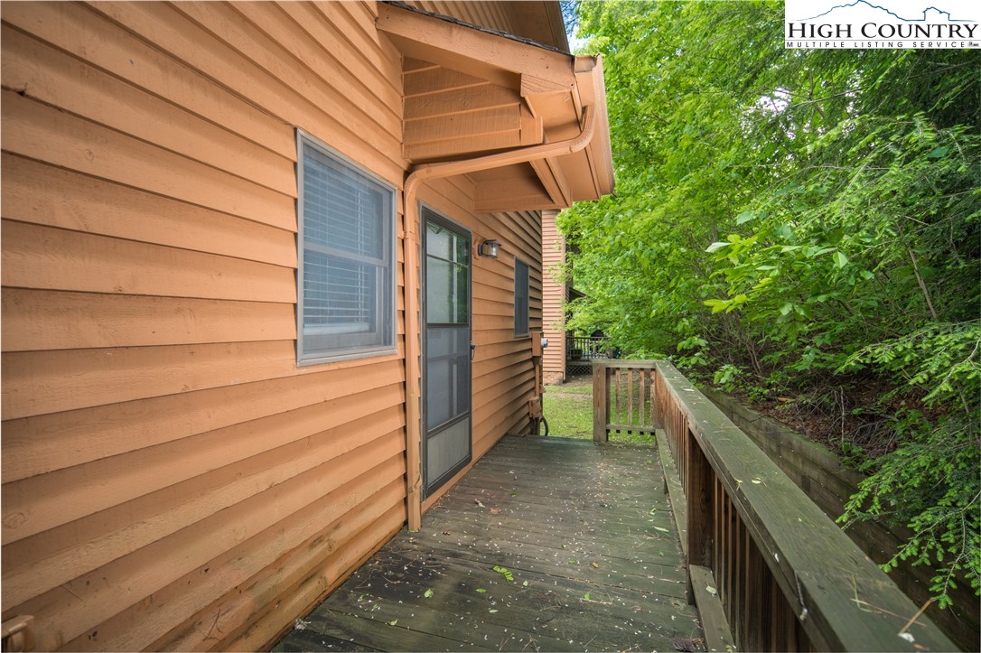 142 Wickham Square, Unit 5 Boone, NC 28607 - Photo 25 of 32 Gallery Image 25