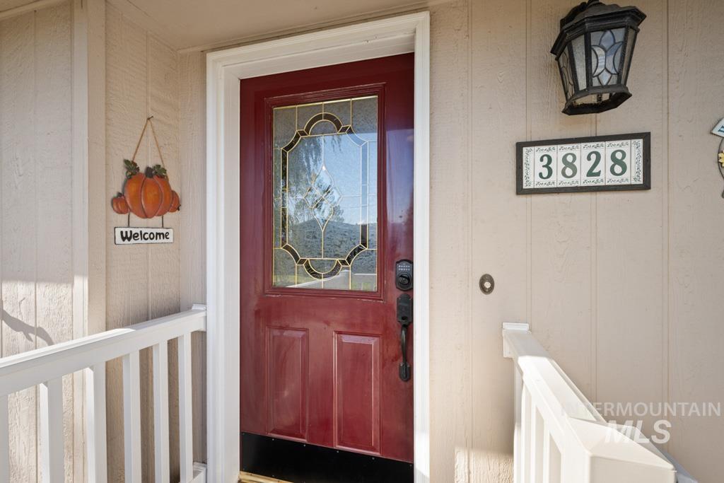 3828 15th Street Lewiston, ID 83501 - Photo 3 of 34 Entrance to property