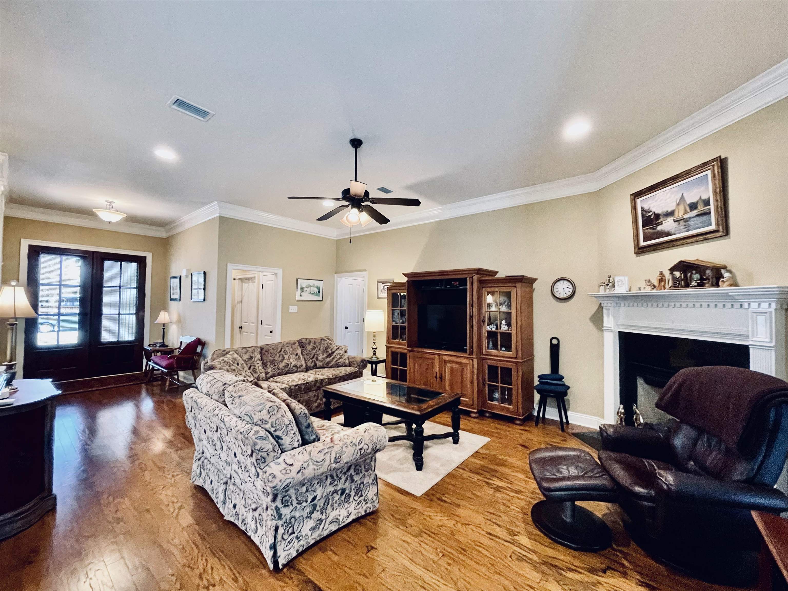 345 J J Michael Street Fairhope, AL 36532 - Photo 5 of 19