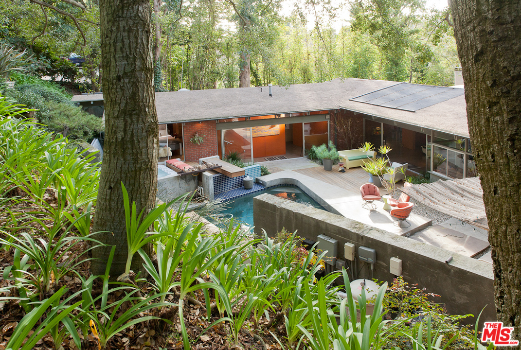 764 Latimer Road Santa Monica, CA 90402 - Photo 15 of 37