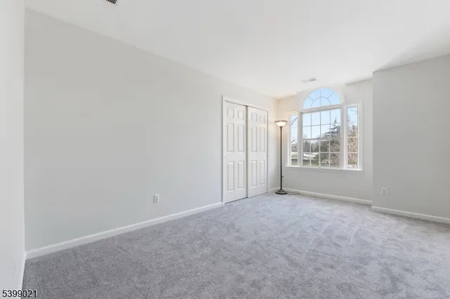 $795,000 | 12 Patricia Lane, Lafayette, NJ 07848