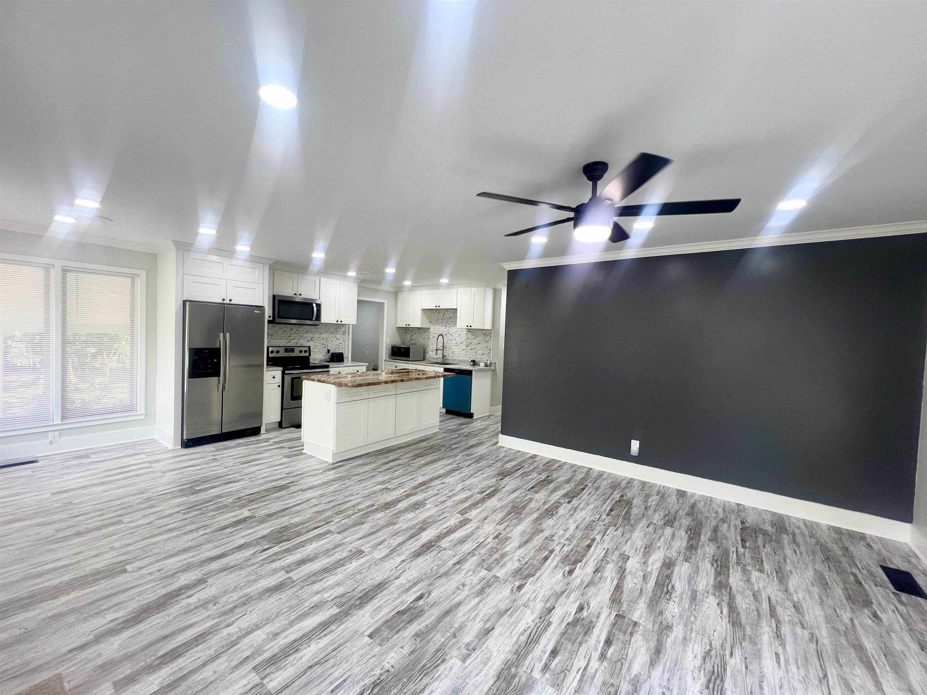 230 South Oak Street Adamsville, TN 38310 - Photo 3 of 29