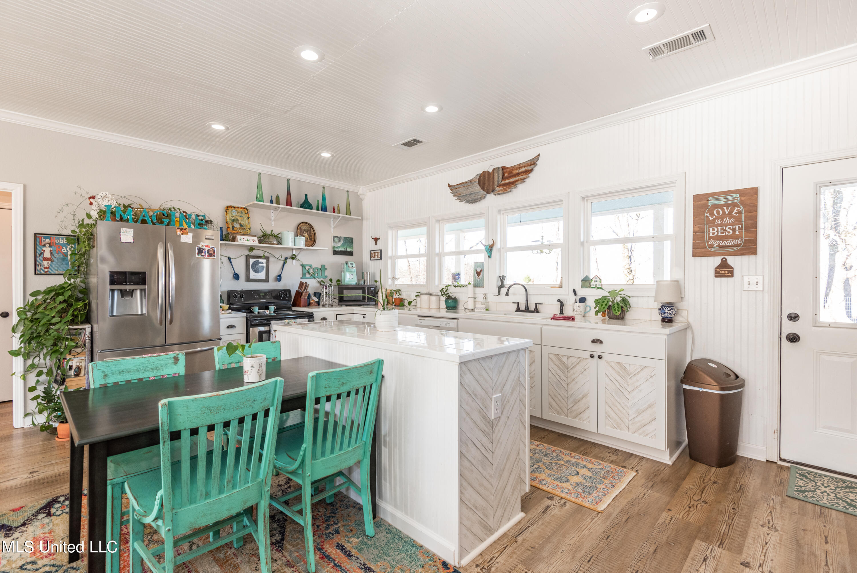 697 McClyde Road Como, MS 38619 - Photo 6 of 33 DSC_6571-Edit
