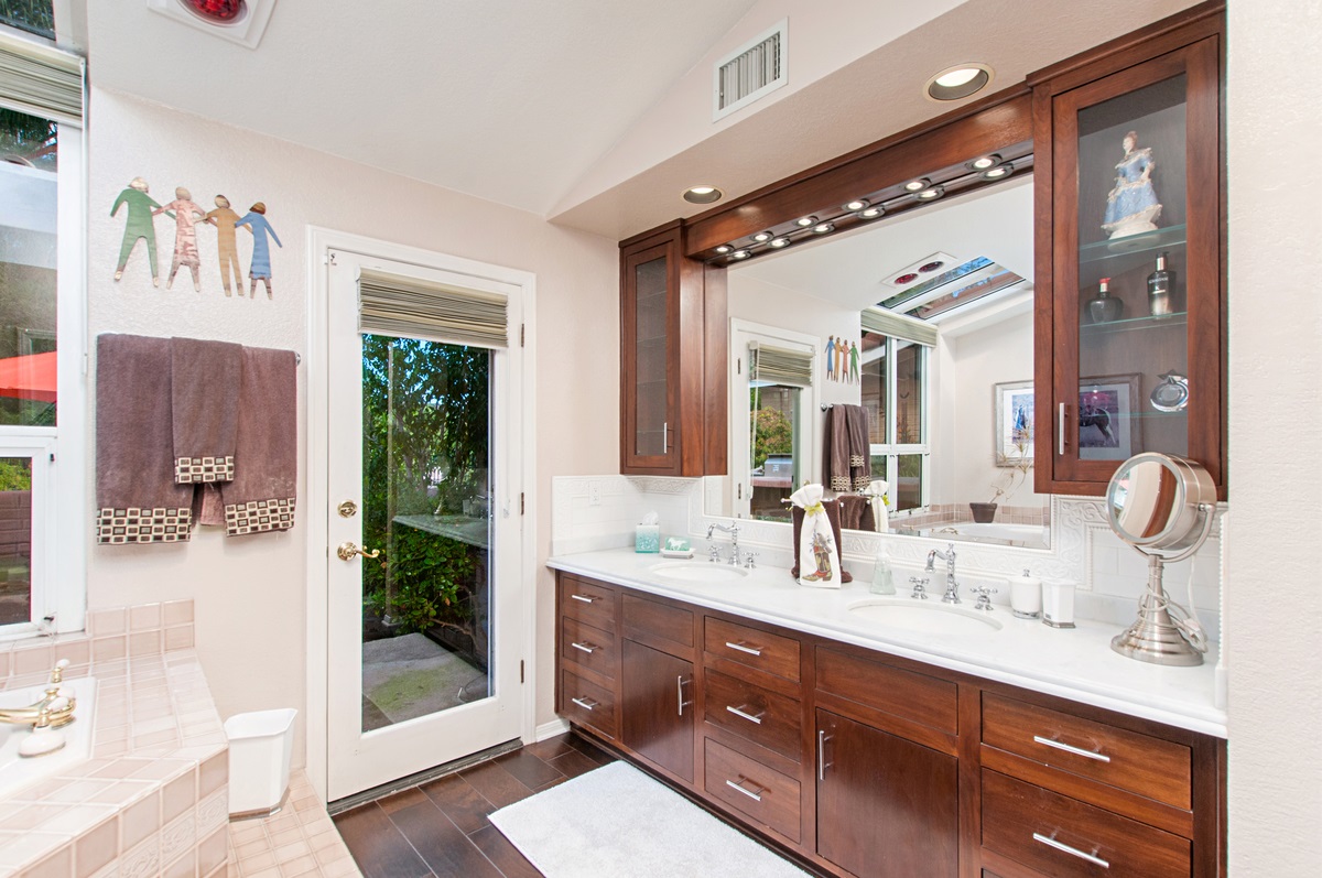 14016 Del Poniente Road Poway, CA 92064 - Photo 14 of 21
