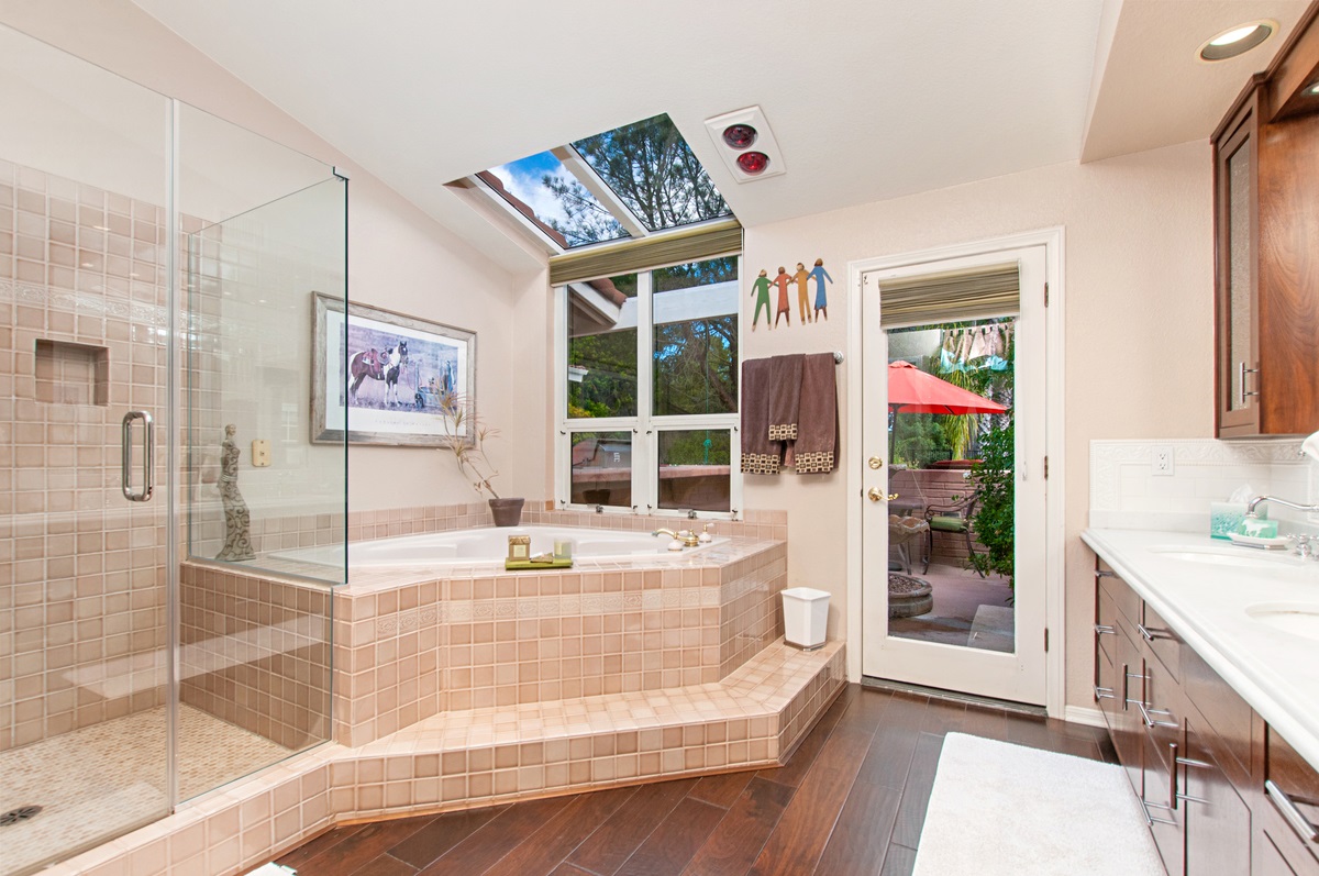 14016 Del Poniente Road Poway, CA 92064 - Photo 15 of 21