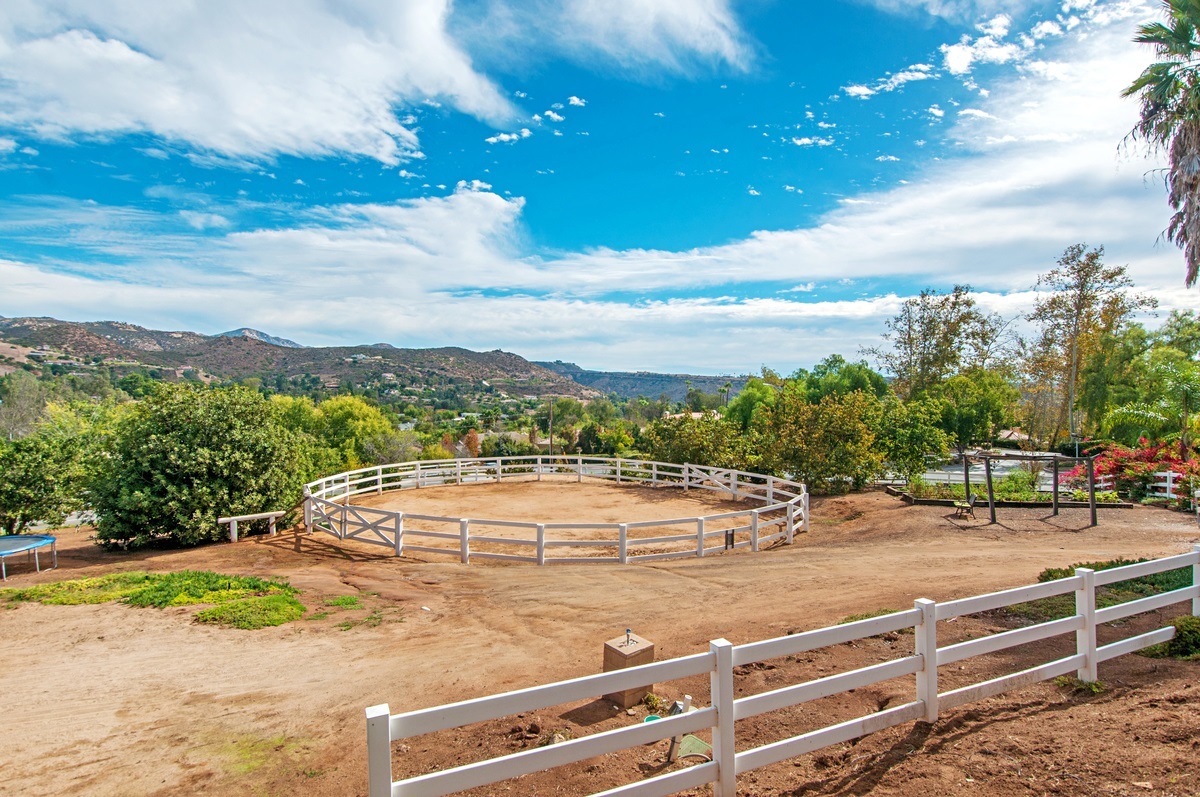 14016 Del Poniente Road Poway, CA 92064 - Photo 21 of 21