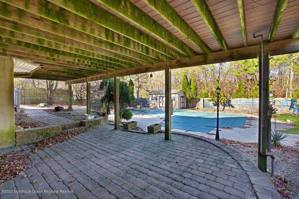 184 Commodore Road Manahawkin, NJ 08050 - Photo 65 of 67 073_dsc01746-dsc01750_1