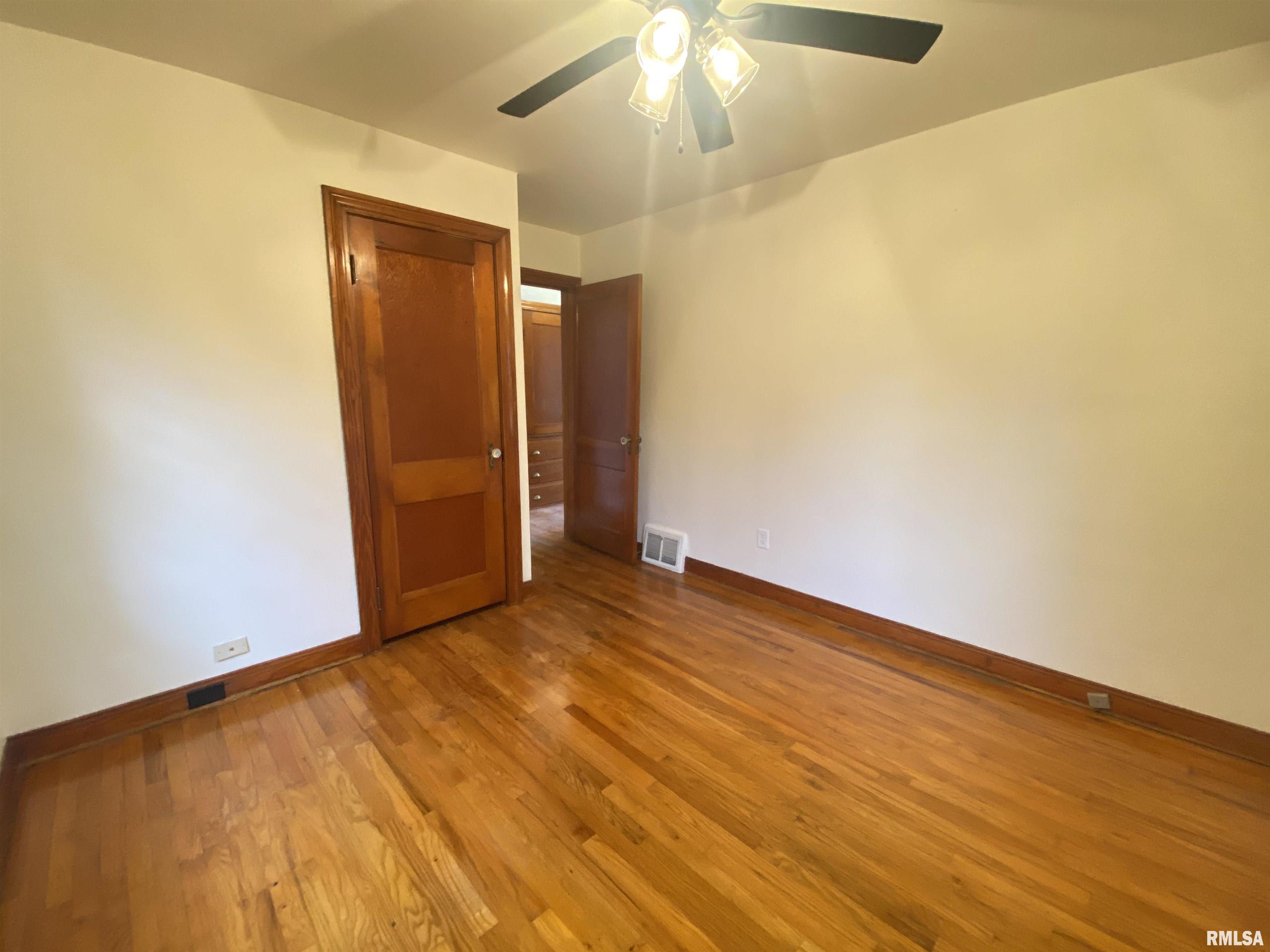 3236 South 5th Street Springfield, IL 62703 - Photo 8 of 27