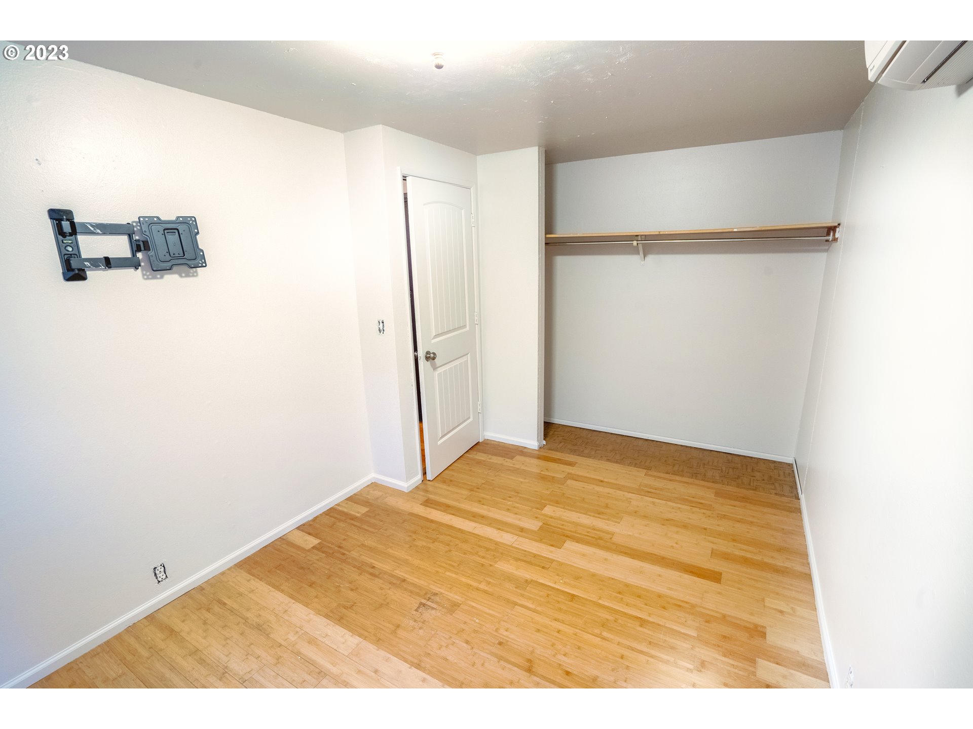4146 Normandy Way Eugene, OR 97405 - Photo 29 of 48 a view of empty room