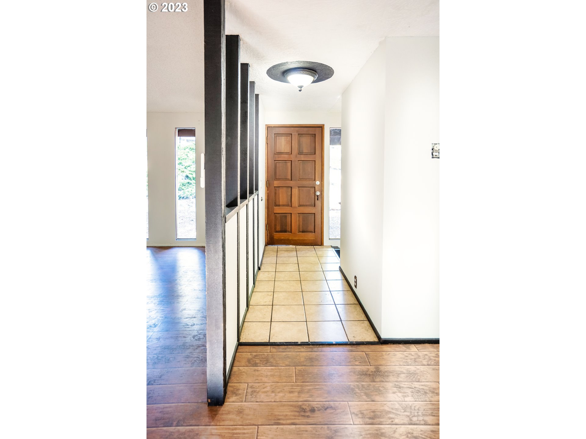 4146 Normandy Way Eugene, OR 97405 - Photo 9 of 48 a view of a hallway