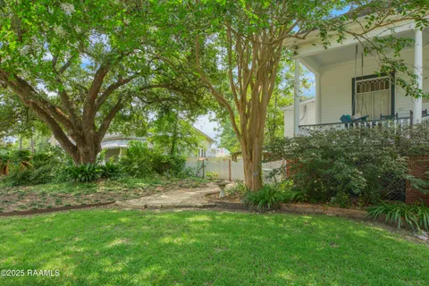 $359,000 | 122 Lee Street, New Iberia, LA 70560