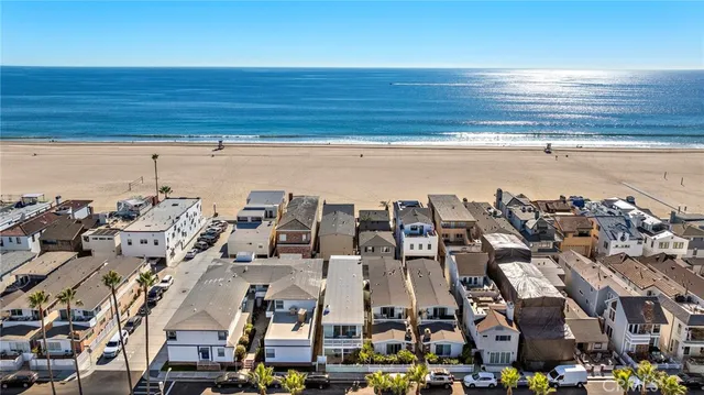 $10,000 | 1707 West Balboa Boulevard, Unit A, Newport Beach, CA 92663