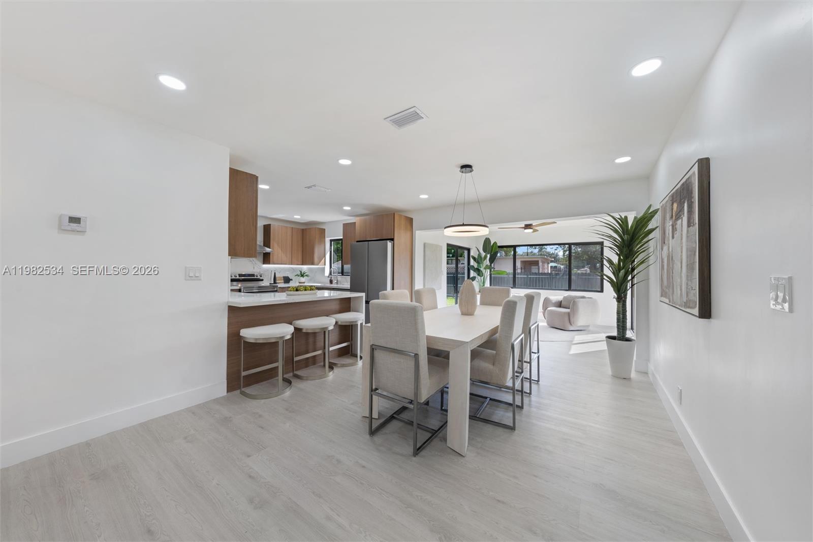 1305 North 31st Road Hollywood, FL 33021 - Photo 14 of 25