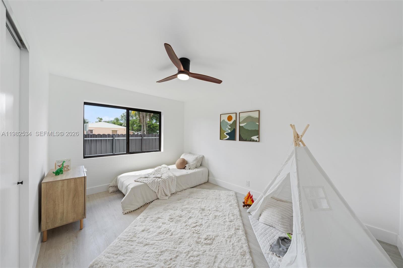 1305 North 31st Road Hollywood, FL 33021 - Photo 16 of 25