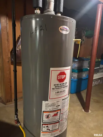 $100,000 | 1124 South Illinois Street, Lewistown, IL 61542