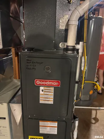 $100,000 | 1124 South Illinois Street, Lewistown, IL 61542