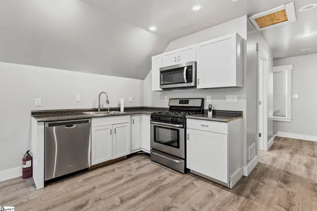 $949,000 | 810 Ansel School Road, Greer, SC 29651