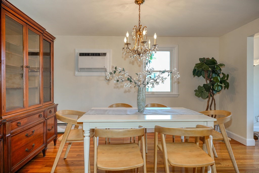 94 Cushing Road Malden, MA 02148 - Photo 7 of 28 Gallery Image 7