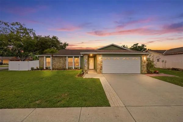 $580,000 | 102 Peacock Circle, Safety Harbor, FL 34695