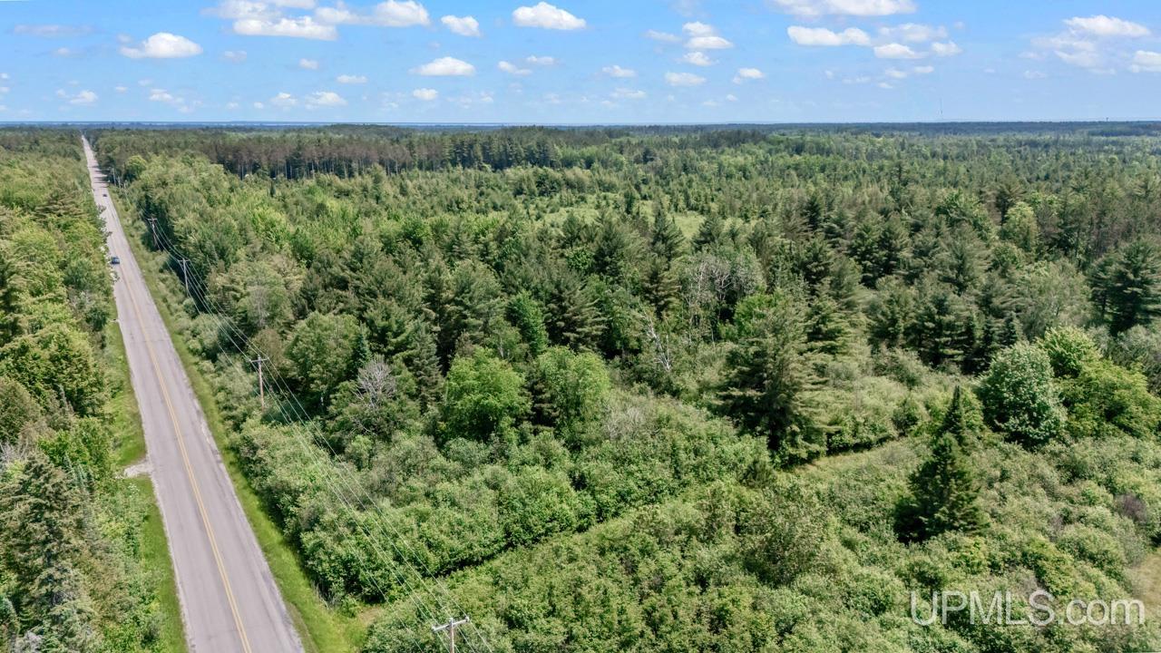 13.75 13.75 Road Escanaba, MI 49829 - Photo 16 of 16