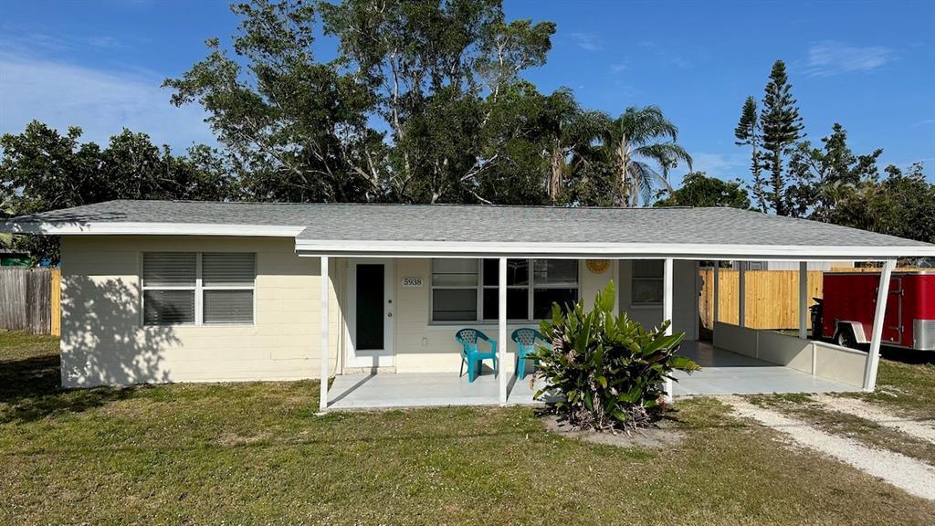 5938 South Lockwood Ridge Road Sarasota, FL 34231 - Photo 3 of 35 Gallery Image 3