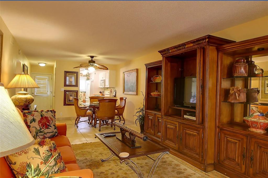 711 Beach Road, Unit 102 Sarasota, FL 34242 - Photo 4 of 21 Gallery Image 4