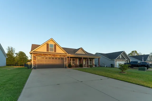 $319,000 | 1670 Hannon Road, Inman, SC 29349