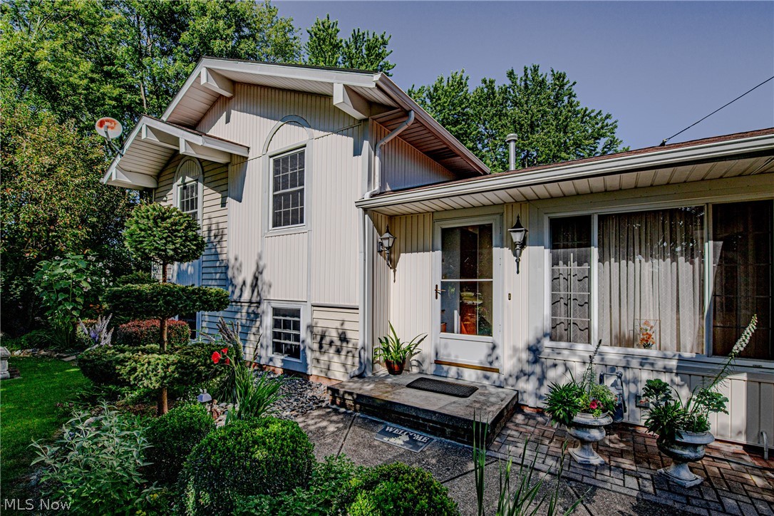 17733 Prospect Road Strongsville, OH 44149 - Photo 4 of 31 Gallery Image 4