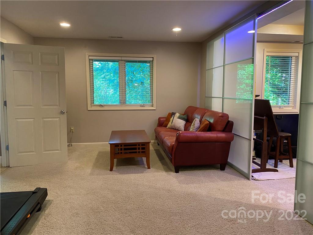 53 Fox Ridge Drive Fletcher, NC 28732 - Photo 35 of 43 Gallery Image 35