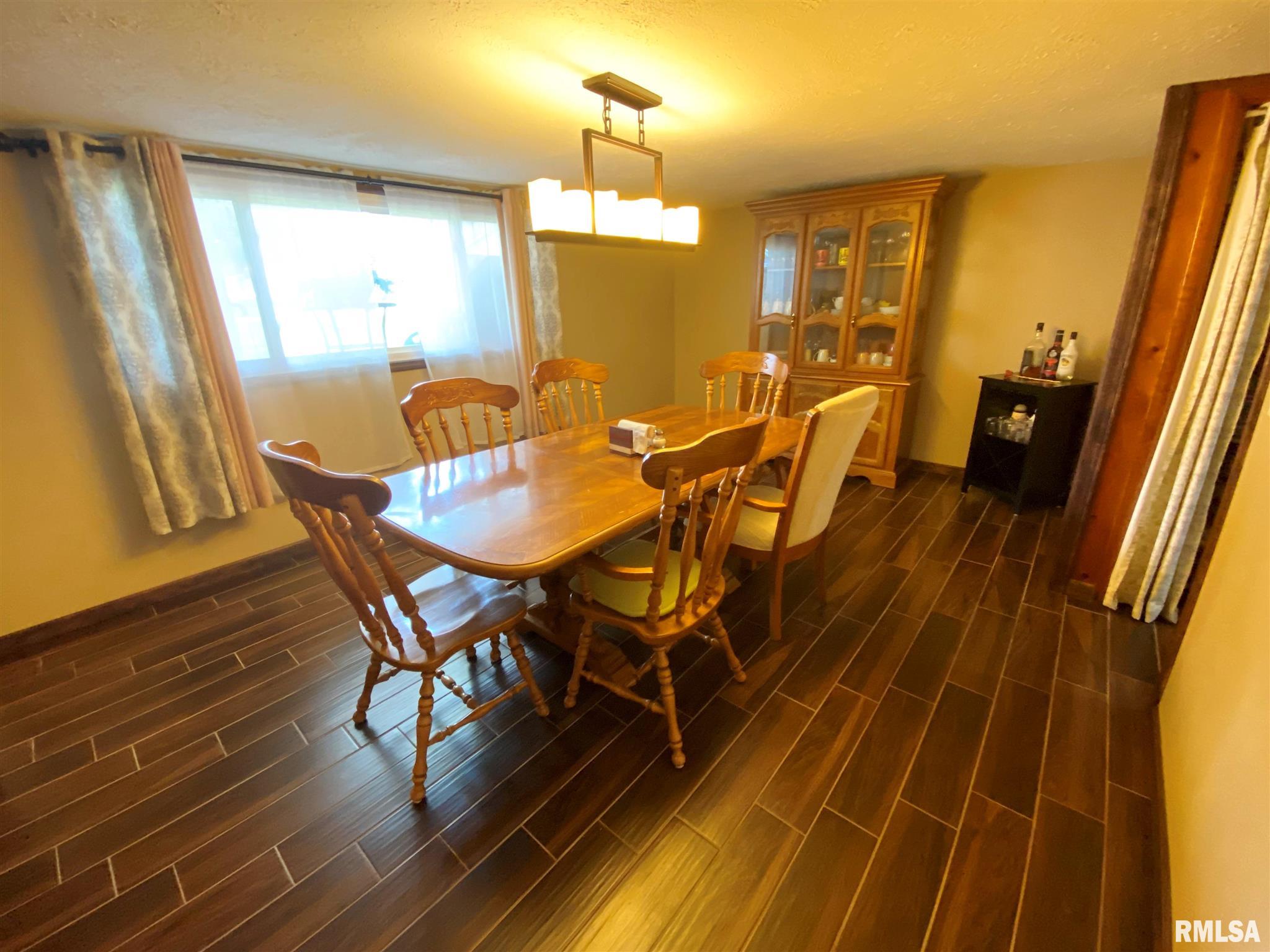 2601 East Keys Avenue Springfield, IL 62702 - Photo 17 of 40