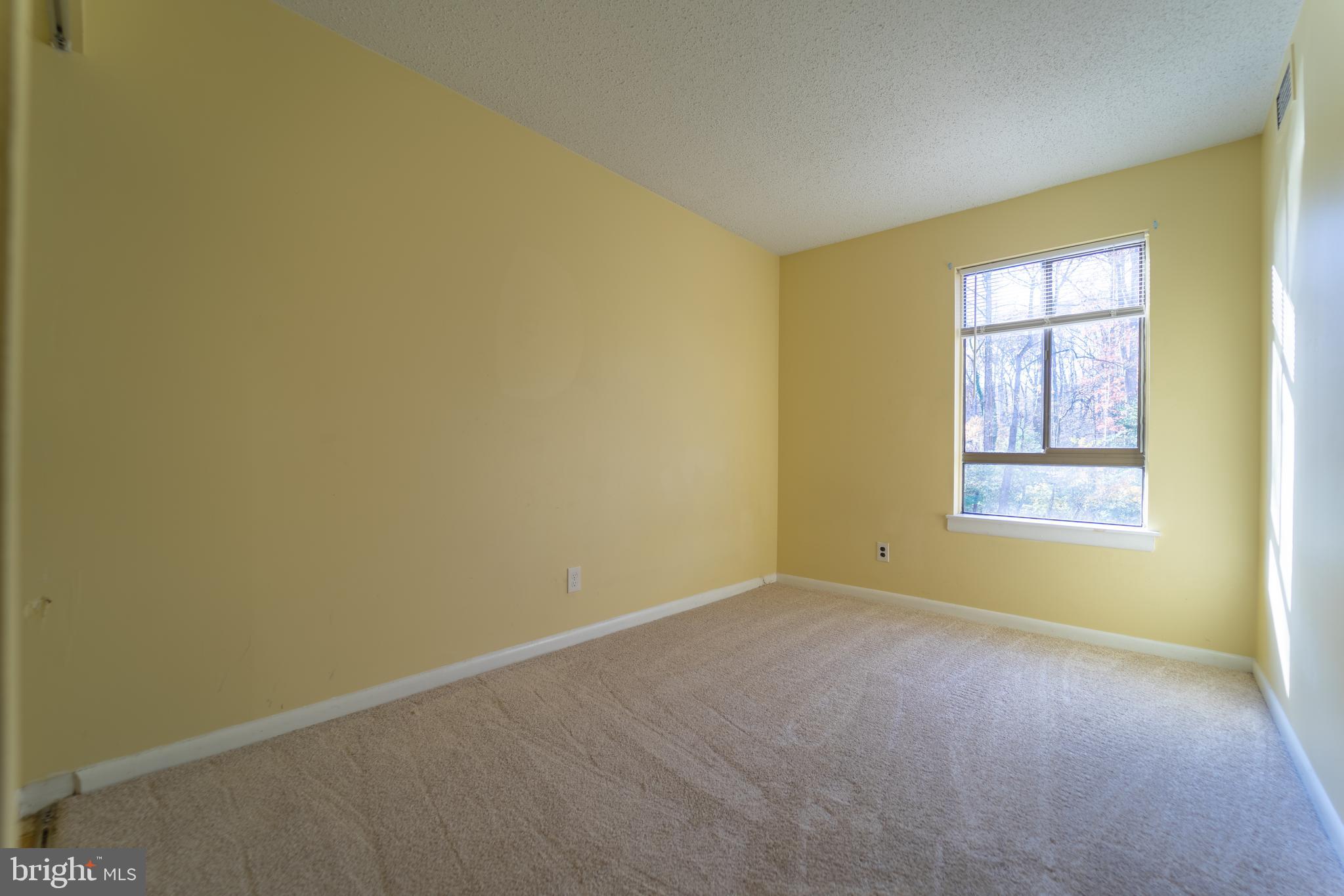 11649 Stoneview Square, Unit 11C Reston, VA 20191 - Photo 17 of 35 Gallery Image 17